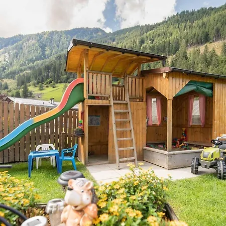 Gaesteheim Kroessbach Neustift im Stubaital