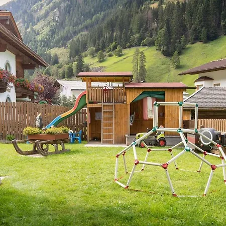 Gaesteheim Kroessbach شقة